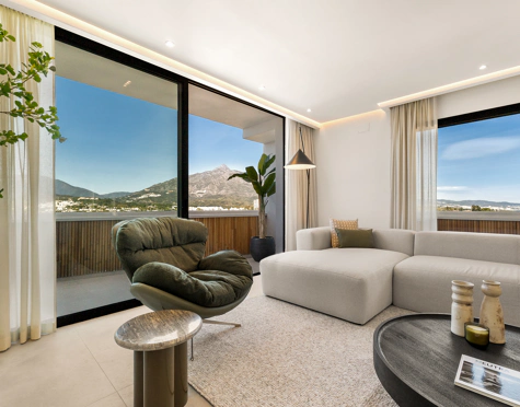 Ático en venta en Nueva Andalucia, Marbella