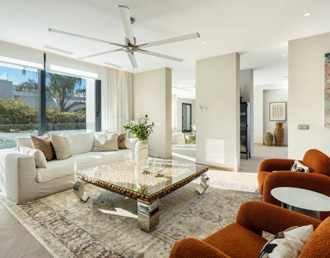 Villa for sale in Nueva Andalucia, Marbella