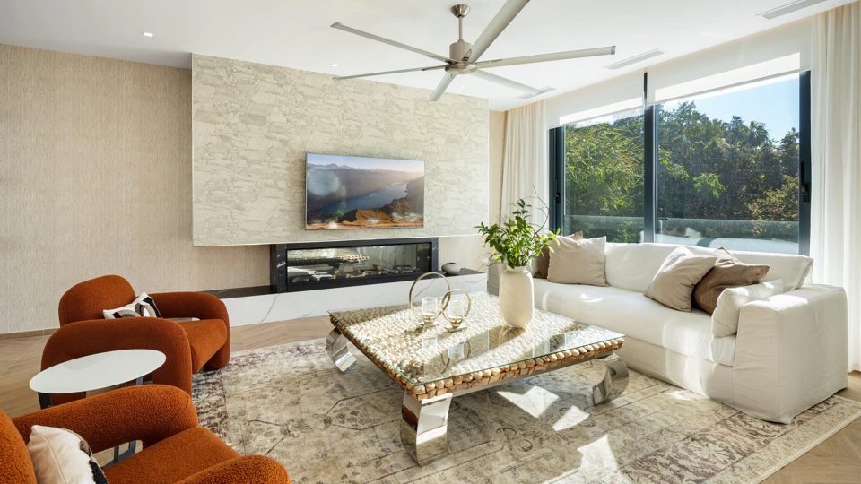Villa for sale in Nueva Andalucia, Marbella