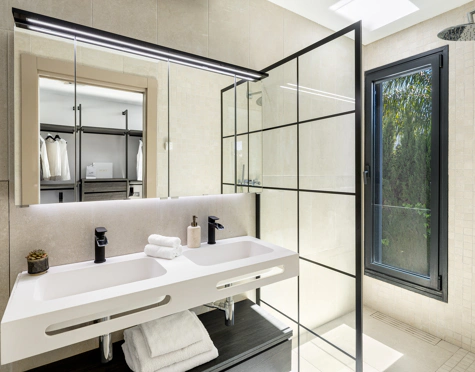 Villa for sale in Nueva Andalucia, Marbella