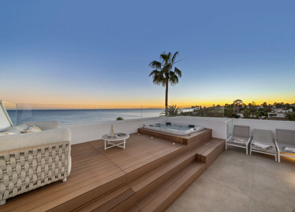 CONTEMPORARY FRONTLINE BEACH VILLA ON THE NEW GOLDEN MILE