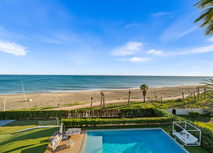 CONTEMPORARY FRONTLINE BEACH VILLA ON THE NEW GOLDEN MILE