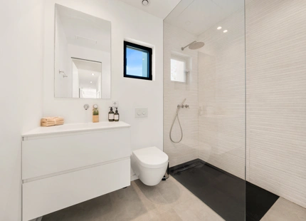 CONTEMPORARY FRONTLINE BEACH VILLA ON THE NEW GOLDEN MILE