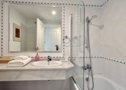 Ground-floor apartment Guadalmina Baja