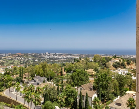Duplex for sale in La Quinta, Benahavis