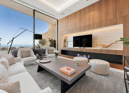 LUXURY DUPLEX APARTMENT WITH PANORAMIC SEA VIEWS IN LA QUINTA
