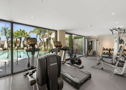 LUXURY DUPLEX APARTMENT WITH PANORAMIC SEA VIEWS IN LA QUINTA