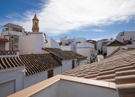 CHARMING ANDALUSIAN TOWNHOUSE IN ESTEPONA OLD TOWN