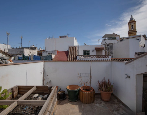 CHARMING ANDALUSIAN TOWNHOUSE IN ESTEPONA OLD TOWN