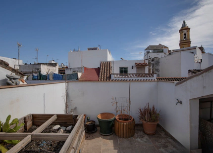 CHARMING ANDALUSIAN TOWNHOUSE IN ESTEPONA OLD TOWN