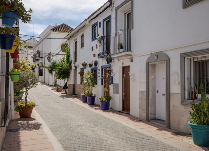CHARMING ANDALUSIAN TOWNHOUSE IN ESTEPONA OLD TOWN