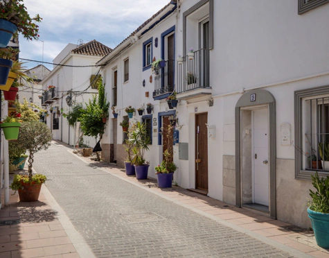 CHARMING ANDALUSIAN TOWNHOUSE IN ESTEPONA OLD TOWN