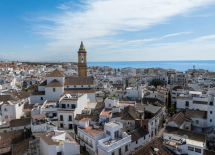CHARMING ANDALUSIAN TOWNHOUSE IN ESTEPONA OLD TOWN