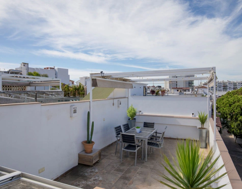 CHARMING ANDALUSIAN TOWNHOUSE IN ESTEPONA OLD TOWN