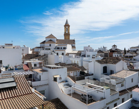 CHARMING ANDALUSIAN TOWNHOUSE IN ESTEPONA OLD TOWN
