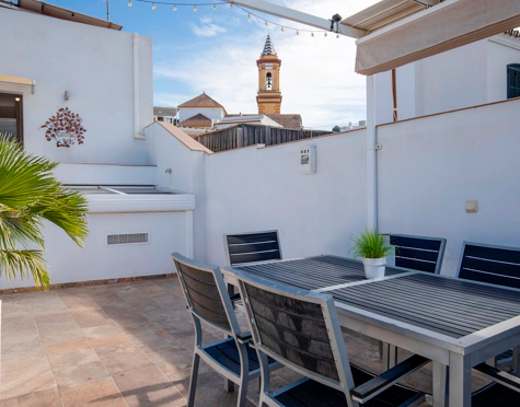 CHARMING ANDALUSIAN TOWNHOUSE IN ESTEPONA OLD TOWN