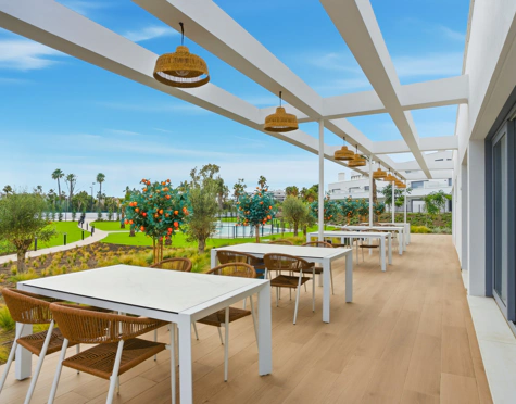 Apartment for sale in Estepona East