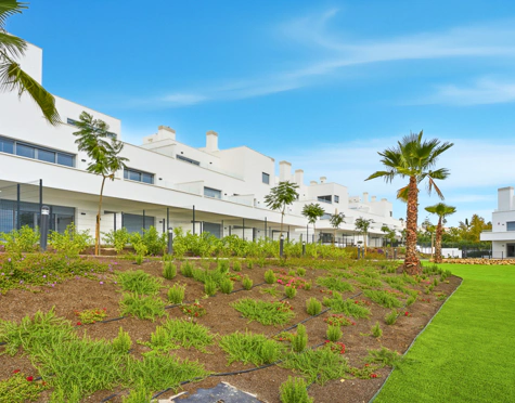 Apartment for sale in Estepona East