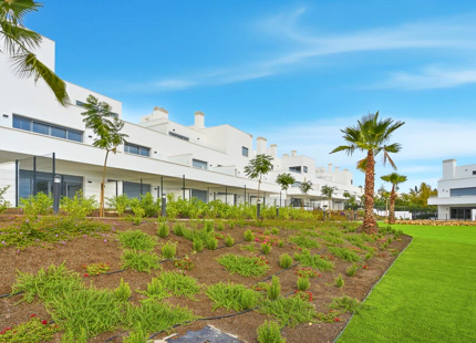 LUXURY APARTMENT ON THE NEW GOLDEN MILE IN ESTEPONA