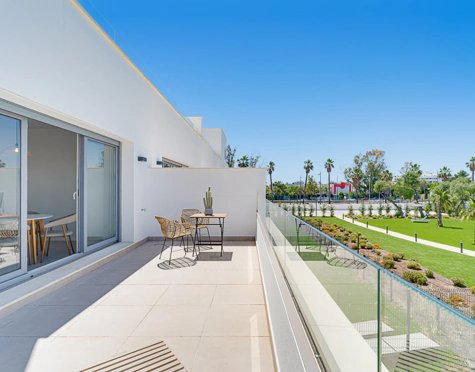 Apartment for sale in Estepona East