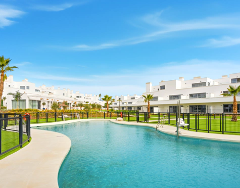 LUXURY APARTMENT ON THE NEW GOLDEN MILE IN ESTEPONA