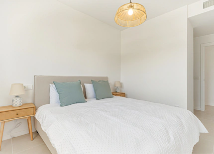LUXURY APARTMENT ON THE NEW GOLDEN MILE IN ESTEPONA