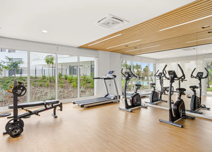 LUXURY APARTMENT ON THE NEW GOLDEN MILE IN ESTEPONA