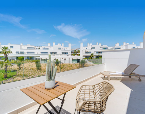 Apartment for sale in Estepona East