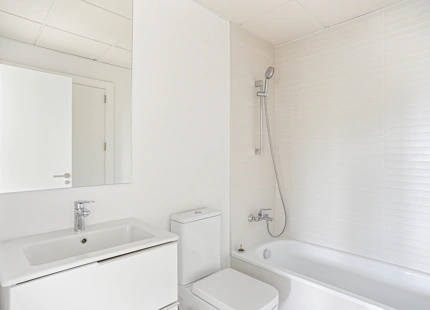LUXURY APARTMENT ON THE NEW GOLDEN MILE IN ESTEPONA