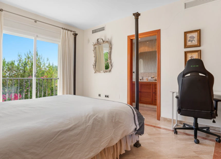 LUXURY VILLA WITH PANORAMIC VIEWS IN BENAHAVÍS