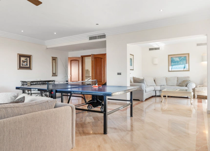LUXURY VILLA WITH PANORAMIC VIEWS IN BENAHAVÍS