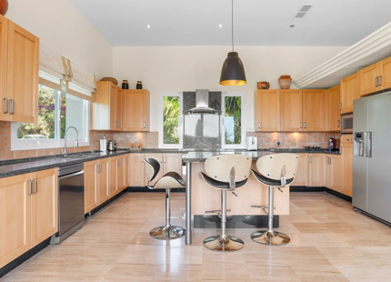 LUXURY VILLA WITH PANORAMIC VIEWS IN BENAHAVÍS