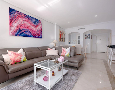 Ground Floor Apartment for sale in Los Arqueros, Benahavis