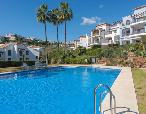 Ground Floor Apartment for sale in Los Arqueros, Benahavis