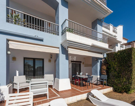 Ground Floor Apartment for sale in Los Arqueros, Benahavis