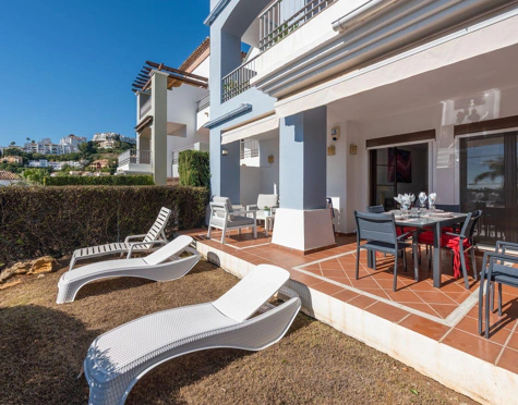 Ground Floor Apartment for sale in Los Arqueros, Benahavis