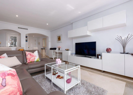 GARDEN APARTMENT WITH RENTAL LICENCE IN LOS ARQUEROS
