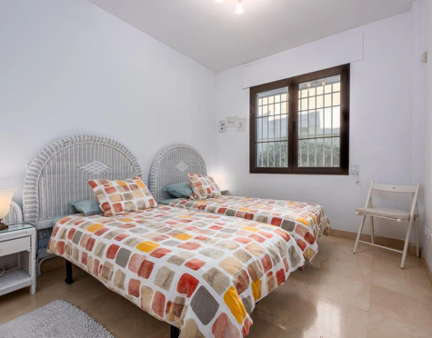 Ground Floor Apartment for sale in Los Arqueros, Benahavis
