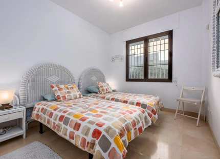 GARDEN APARTMENT WITH RENTAL LICENCE IN LOS ARQUEROS
