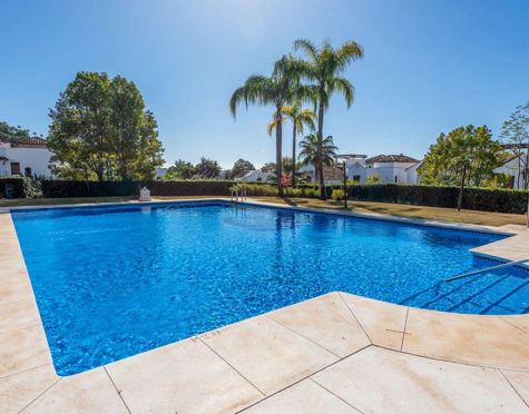 Ground Floor Apartment for sale in Los Arqueros, Benahavis