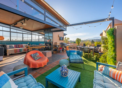 CONTEMPORARY DUPLEX PENTHOUSE IN ESTEPONA
