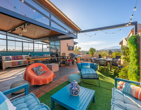 CONTEMPORARY DUPLEX PENTHOUSE IN ESTEPONA