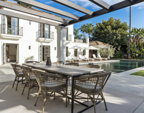 Villa for sale in Nueva Andalucia, Marbella