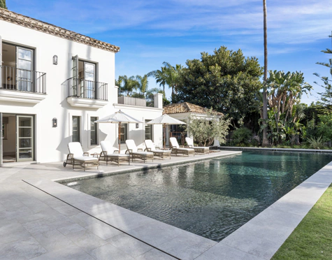 Villa for sale in Nueva Andalucia, Marbella