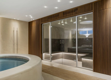 LUXURIOUS MEDITERRANEAN VILLA IN NUEVA ANDALUCÍA