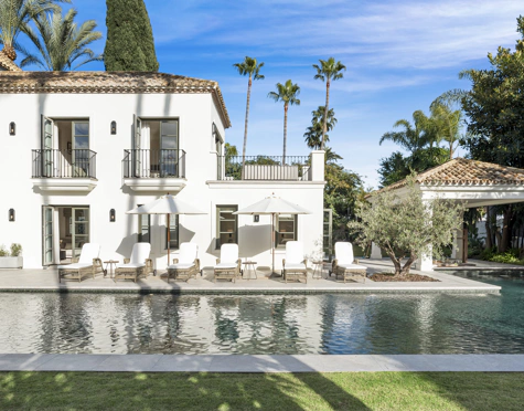 Villa for sale in Nueva Andalucia, Marbella