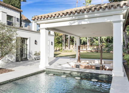 LUXURIOUS MEDITERRANEAN VILLA IN NUEVA ANDALUCÍA