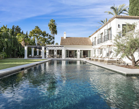Villa for sale in Nueva Andalucia, Marbella