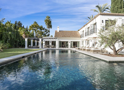 LUXURIOUS MEDITERRANEAN VILLA IN NUEVA ANDALUCÍA