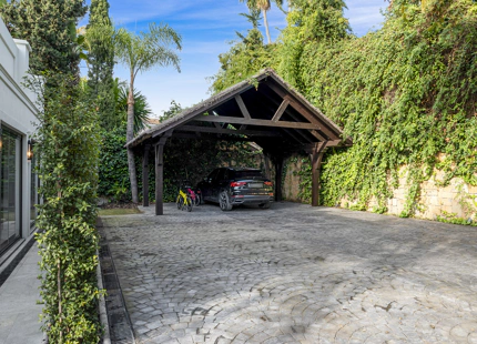 LUXURIOUS MEDITERRANEAN VILLA IN NUEVA ANDALUCÍA